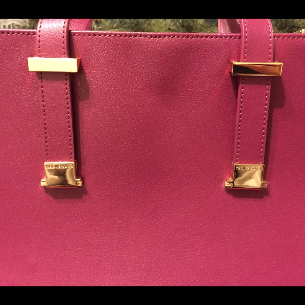 TED BAKER LONDON Alissaa Leather Tote Bag! - Picture 4 of 8